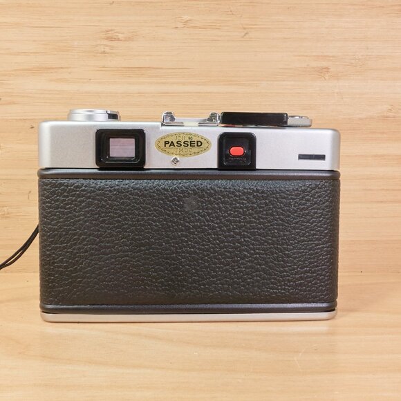 Vintage Minolta Hi-Matic F 35mm Rangefinder Film Camera, Rokkor 38mm f2.7 Lens - Picture 6 of 11